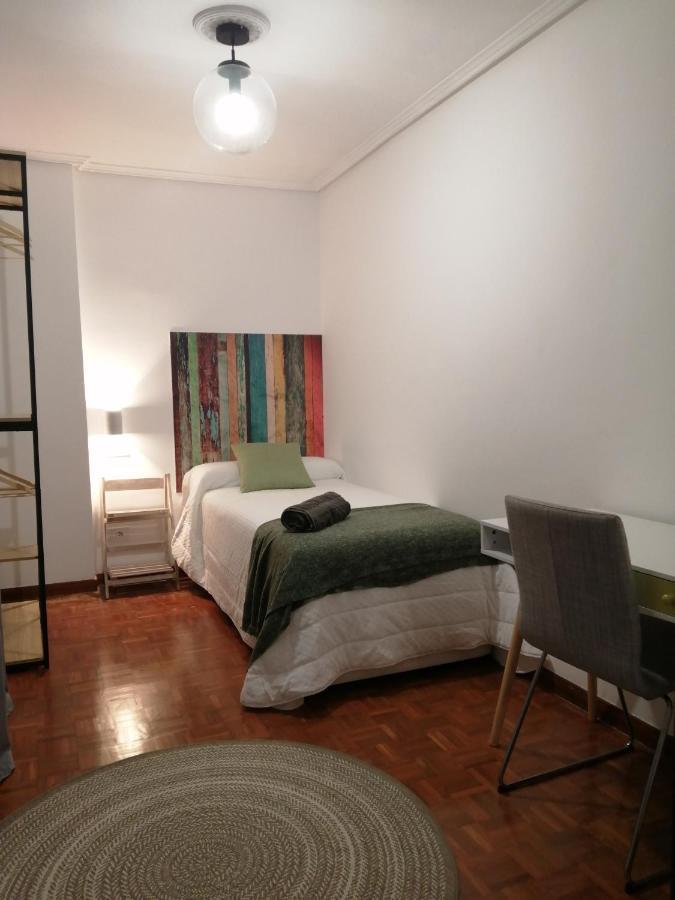 דירות בילבאו Piso Luminoso, Amplio Y Tranquilo En Casco Viejo מראה חיצוני תמונה